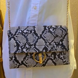Over the shoulder Purse (new)